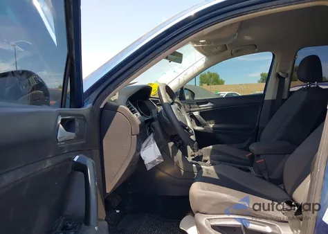 2018 Volkswagen Tiguan 2.0T S из США, поврежденный, VIN 3VV1B7AX0JM088826